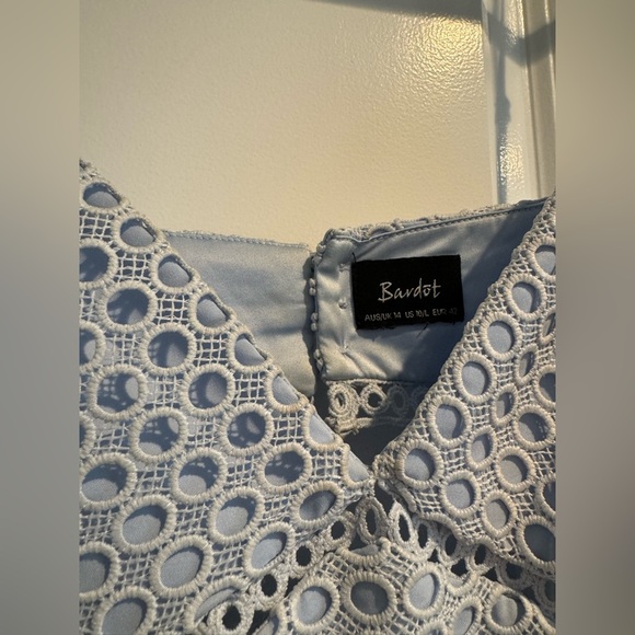 Bardot Midi V-neck Dress - Picture 3 of 6